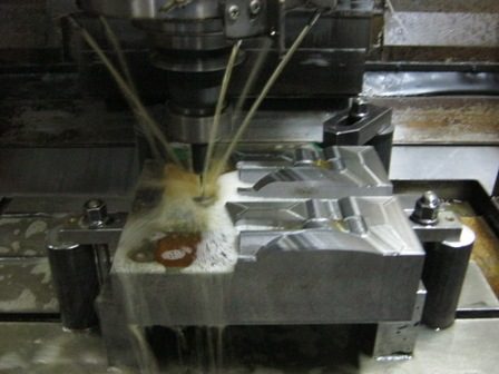 Casting process in the mould